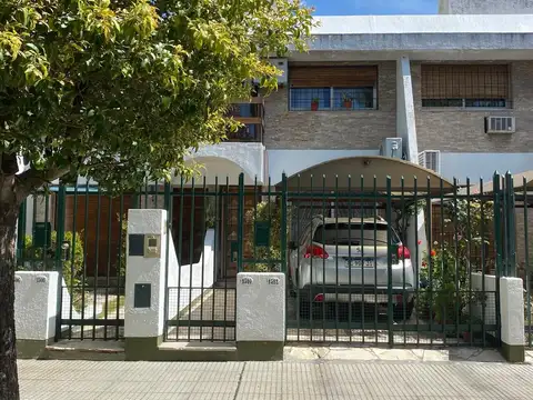 Duplex Hermoso E Impecable 4 Amb Muy Luminoso con Garaje en Venta en Villa Santa Rita