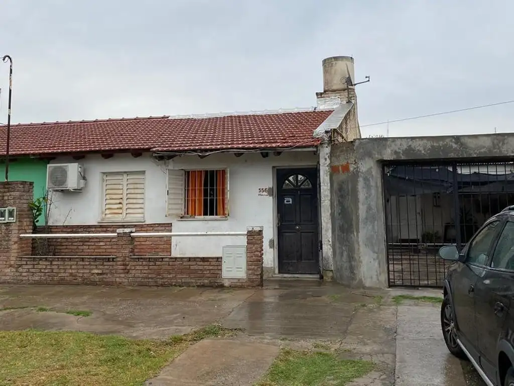 VENTA CASA 2 DORMIS + MONOAMBIENTE EN SAN NICOLAS