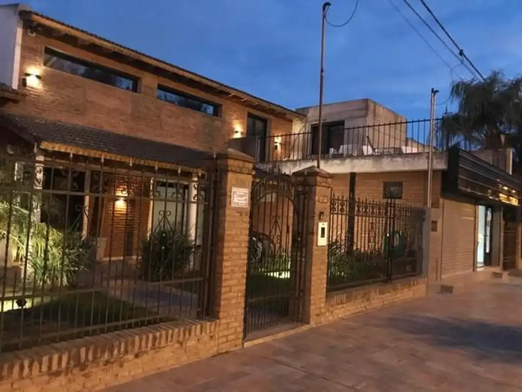 Casa en Alvarez