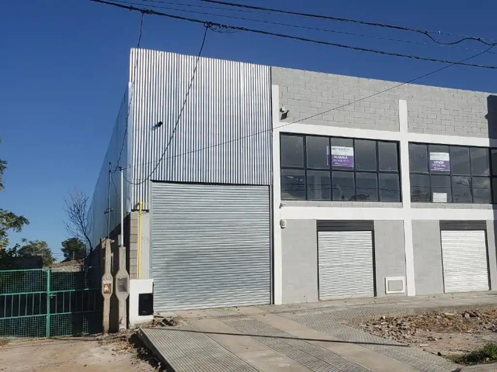 Alquilo Galpón 800 m2 - Ofi 120 m2 - A estrenar - Neuquén