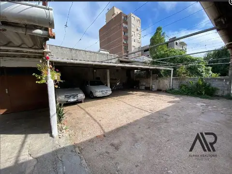 Oportunidad Venta Casa Y Tres Apartamentos De 2 Dormitorios Con Renta En Buceo