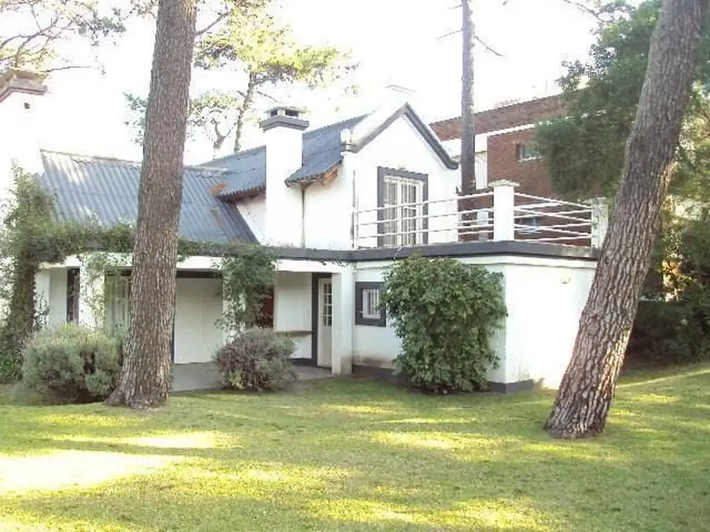 Venta de casa de 3 dormitorios - Punta del Este