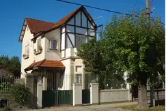 VENDE HERMOSA CASA DE ESTILO EN EXCELENTE ESTADO 