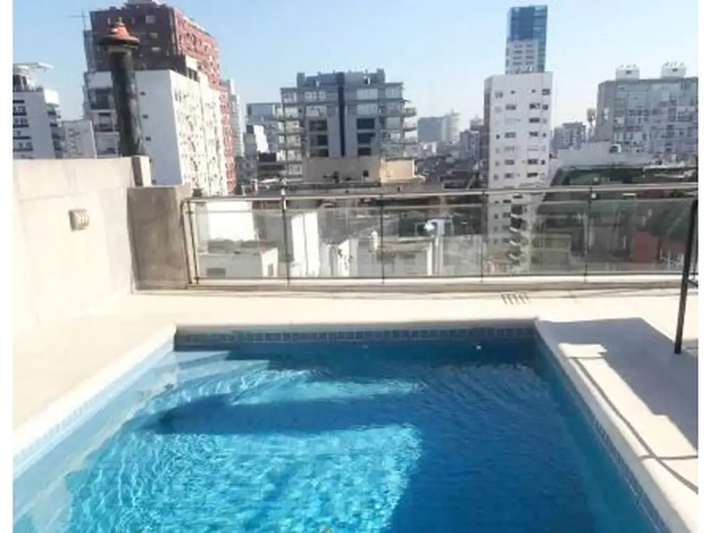 Palermo, Armenia 2200, 2do piso, frente, 3 amb, 75m2, u$s 1,400 + luz + gas + internet.