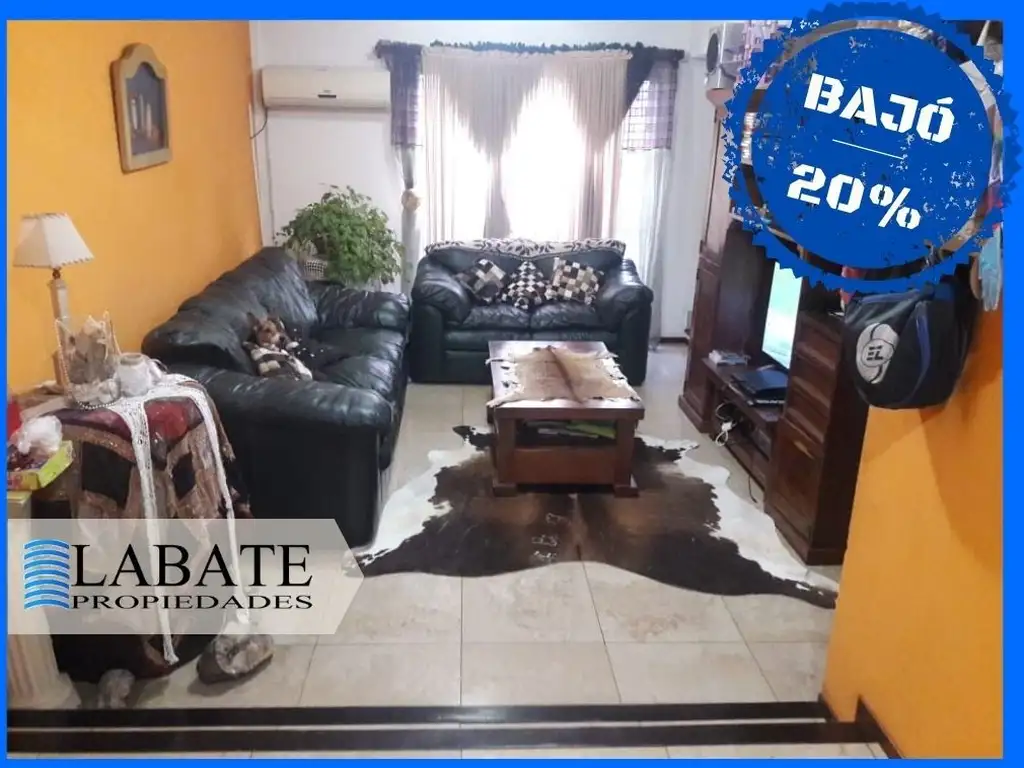 RETASADO  Hermoso PH de 4 ambientes tipo duplex, ubicado a metros de Velez Sarsfield