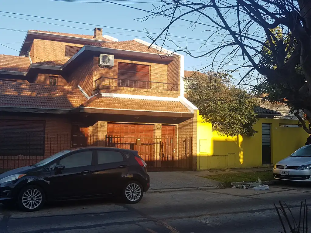 Dueño alquila. Departamento tipo casa en alquiler en Olivos Roche - Foto 0