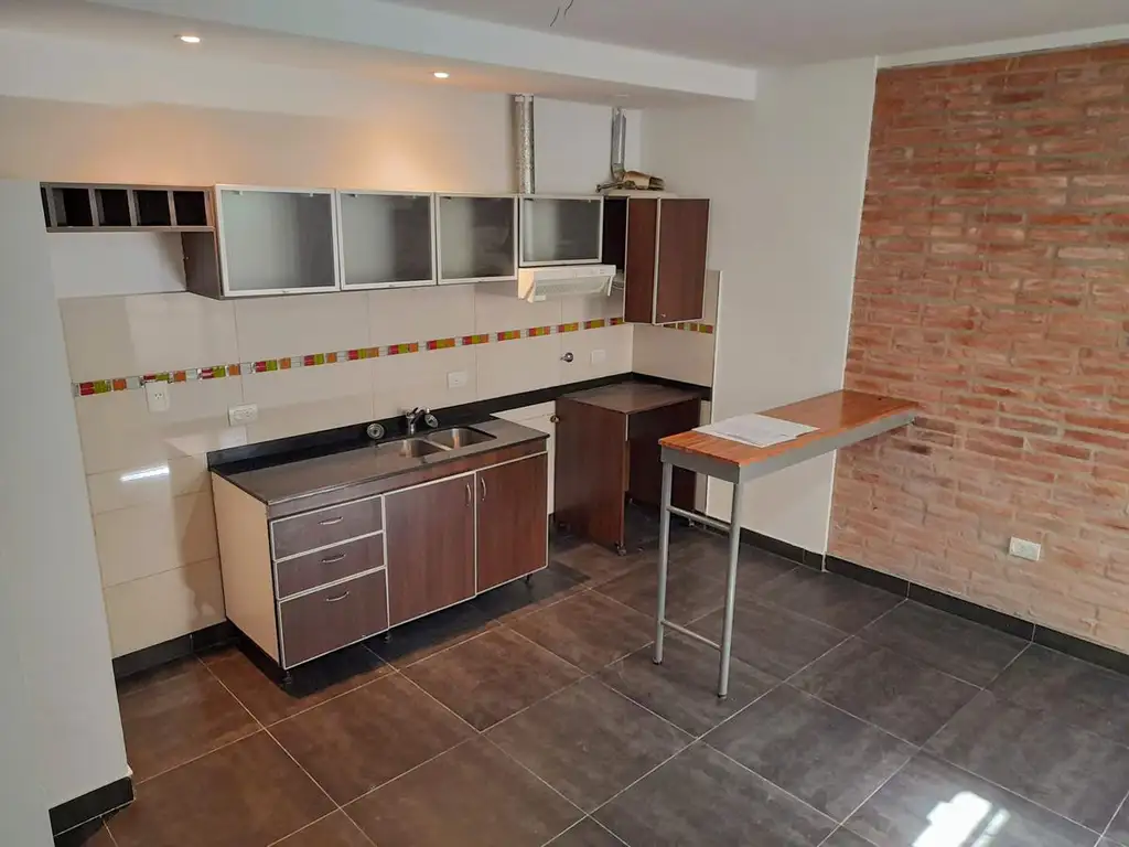 Venta Departamento Triplex. Colón al 3000. Rosario