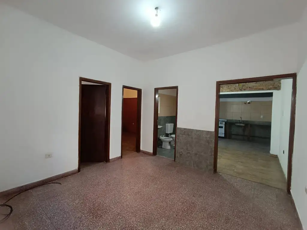 Casa interna en alquiler Centrico