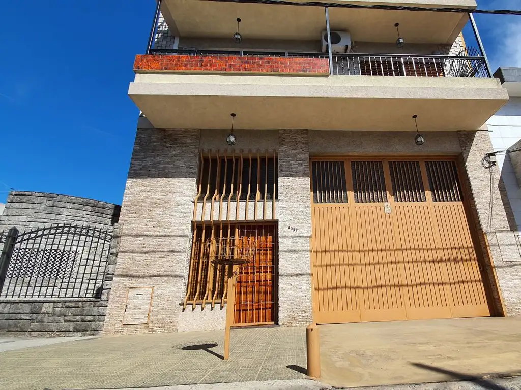 VIVIENDA CON GALPON EXCELENTE ESTADO