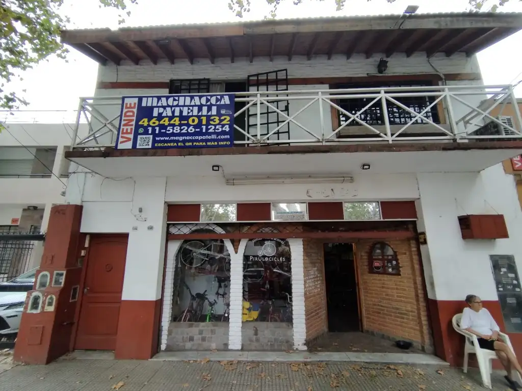 PISO UNICO DE 3 AMB AL FRENTE CON LOCAL Y TERRAZA