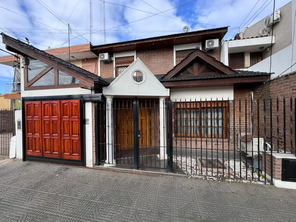 CASA - 3 DORMITORIOS - SAN ANTONIO DE PADUA