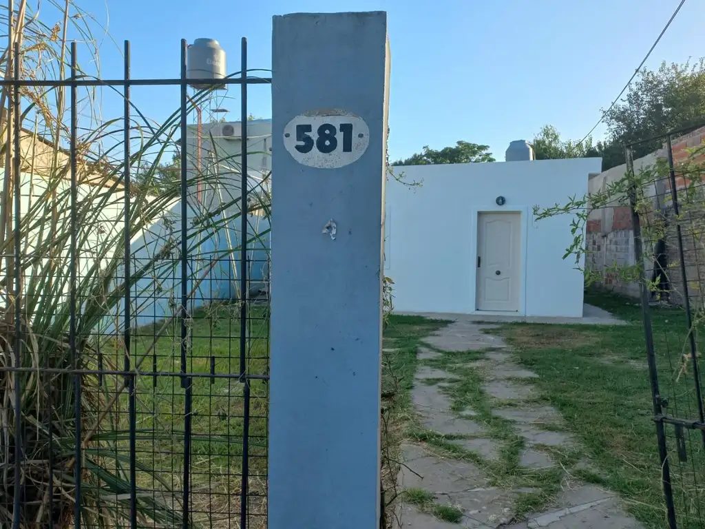 Casa con 4 ambientes en venta, General Las Heras