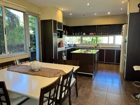 Casa en Venta en Altos Del Sol - 3 dormitorios