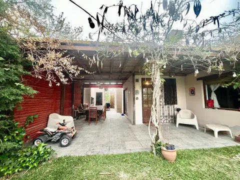 Casa a la venta en Roldan 4 dormitorios