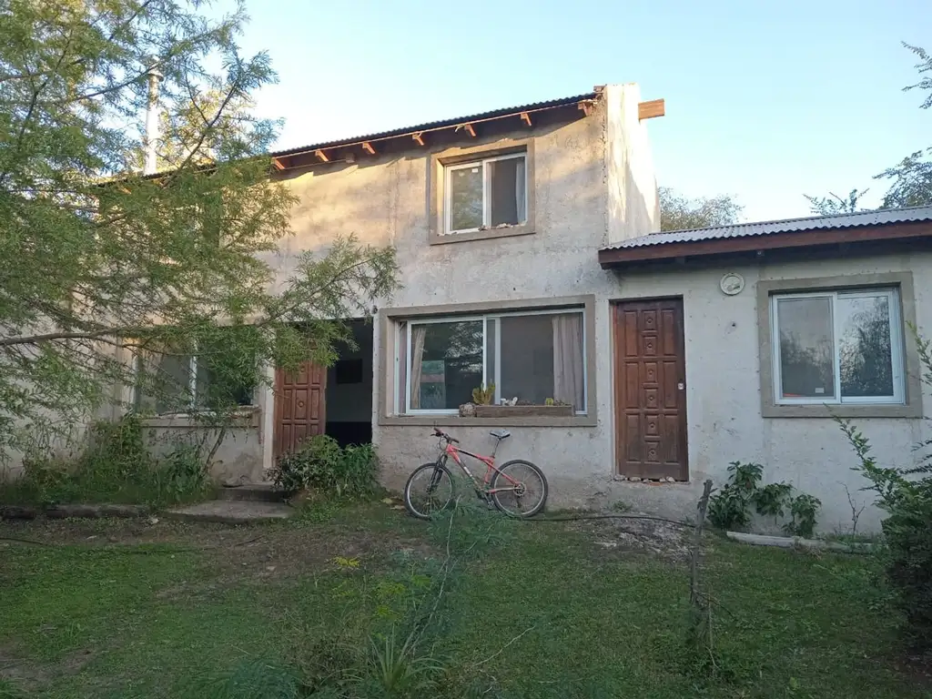 CASA EN VENTA LOS REARTES EL VERGEL 3 DORMITORIOS