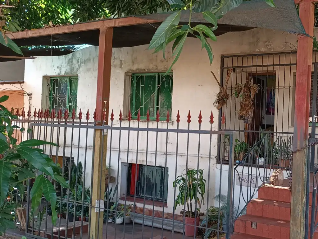 CASA DE 2 PLANTAS A RECICLAR Z/LAVALLE C/URQUIZA. POSADAS MISIONES VENTA