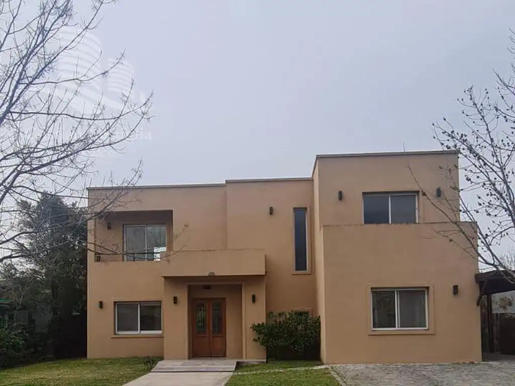 Casa en VENTA San Isidro Labrador - 5 ambientes con dependencia de servicio