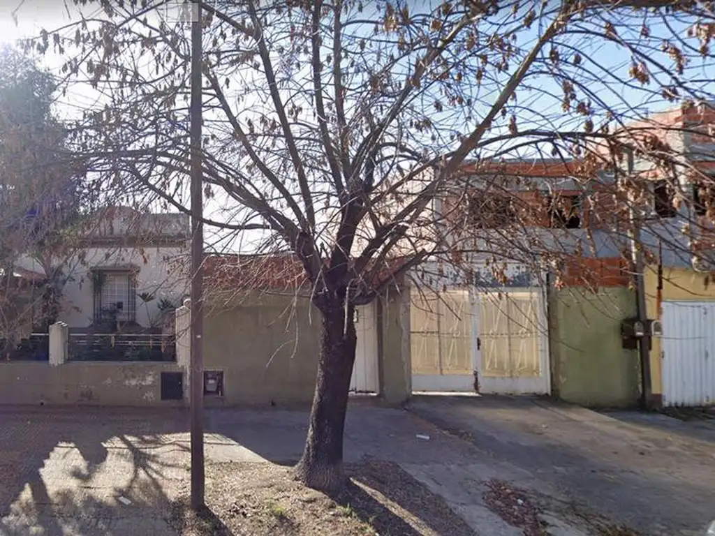 VENTA TERRENO 276 M2 LANUS OESTE