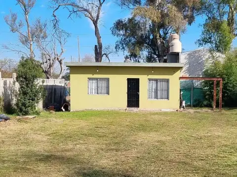 Casa en Manuel Alberti