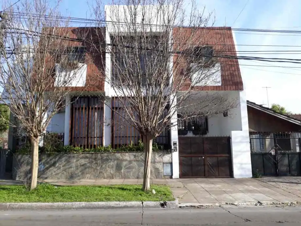 DUPLEX EN PARQUE QUIRNO- HURLINGHAM - VENTA