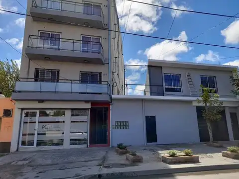 Departamento - Alquiler - Argentina, Quilmes - Cevallos 700