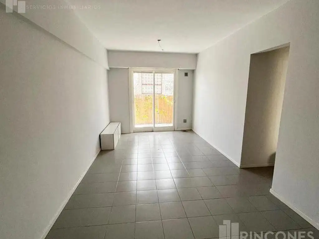 Hermoso  3 ambientes con patio y balcon a la calle! APTO CREDITO