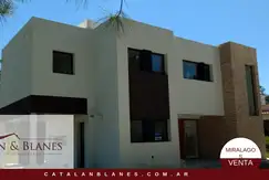 MIRALAGOS - Residencia en venta vista Golf