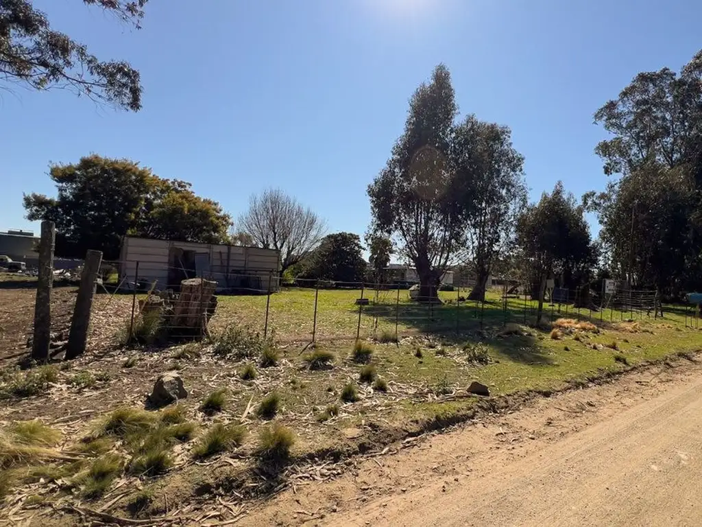 CASA QUINTA SOBRE TERRENOS DE 3200 m2