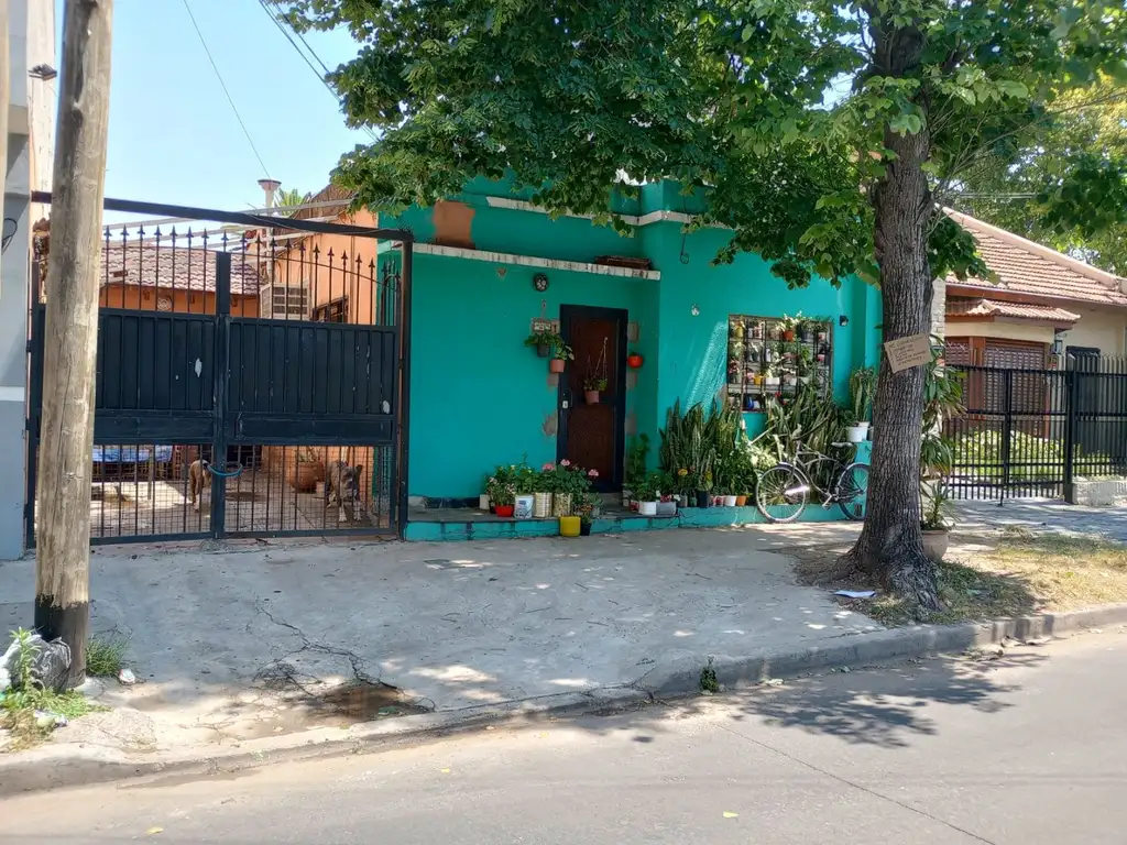 TERRENO CON DOS VIVIENDAS VILLA BALLESTER