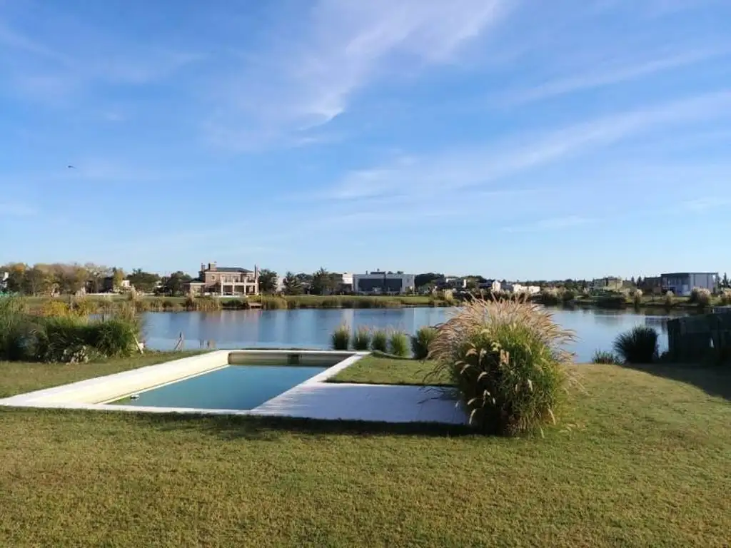 Casa En Venta San Matías A La Laguna