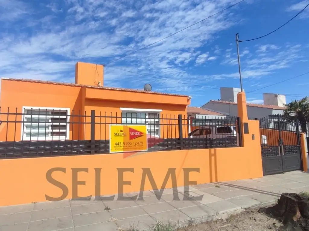 Casa - Venta - Argentina, Neuquén - Tarantino Carlos 2400