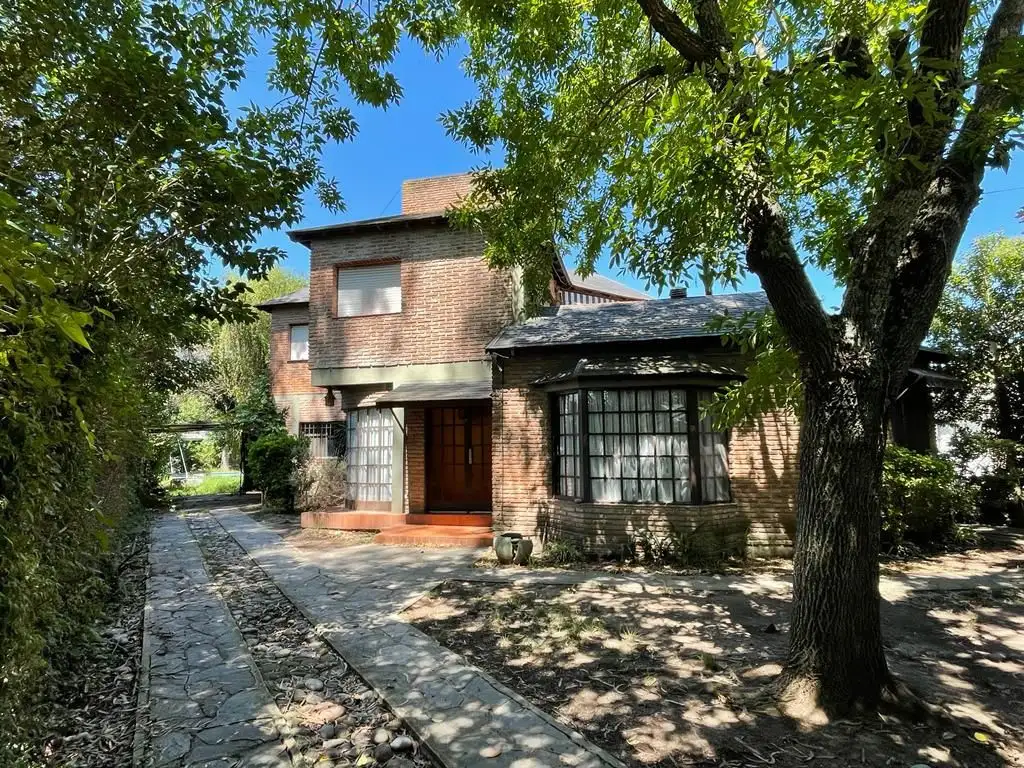 Casa - Venta - Argentina, Manuel B Gonnet