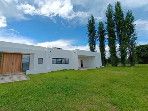 Casa en Venta Jardines de San Lorenzo Chico a Estrenar