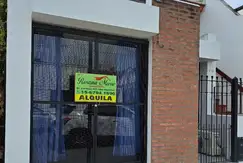Alquiler de Local en General Rodríguez, sobre calle Sarmiento, zona centrica