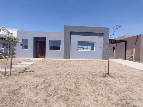 Casa, venta, 3 dormitorios, en San Ramon, Pilar