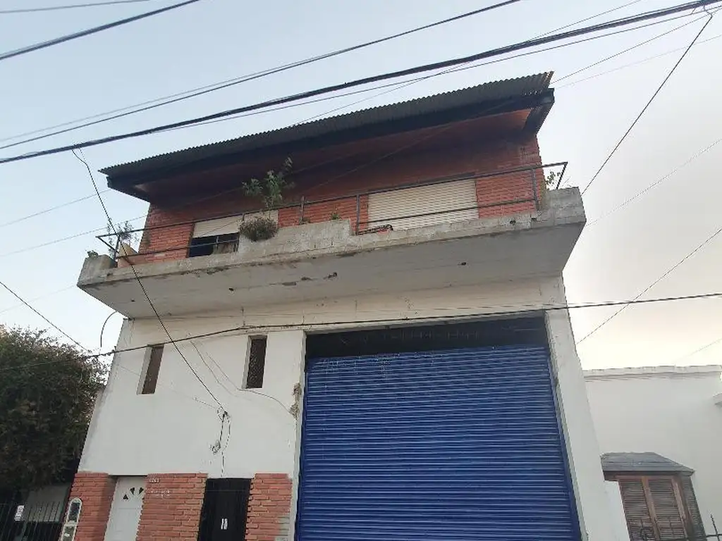 Venta casa 3 dorm y galpon