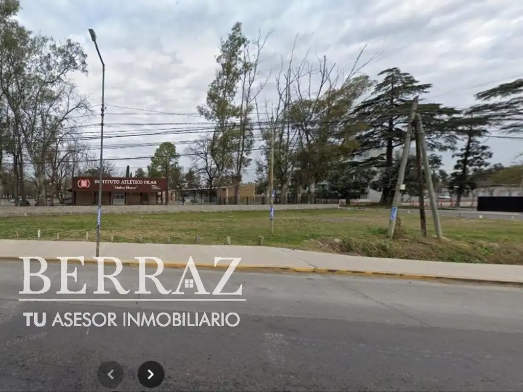 Lote venta de 1075 m2 sobre Ruta 8 km a la altura del km 52 de Pilar