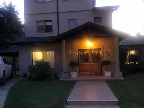 Casa en Venta con cochera