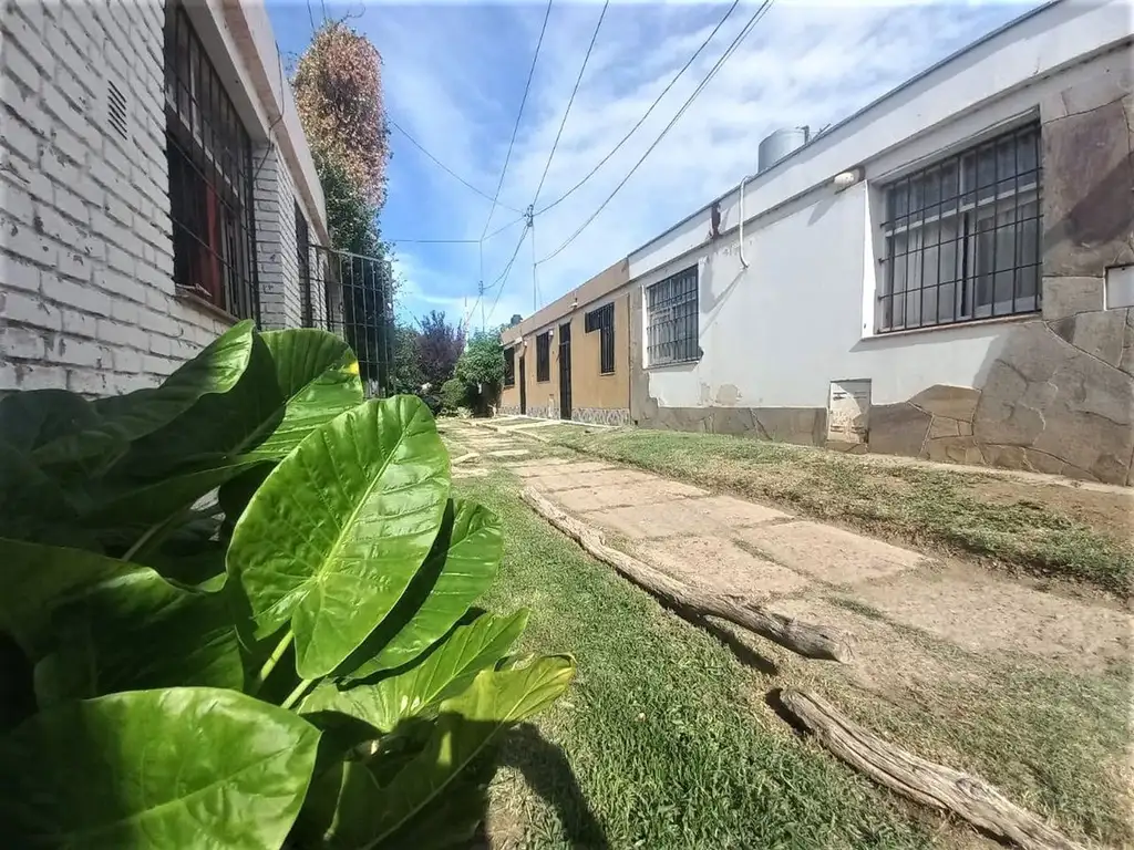 Venta de casa en Godoy Cruz