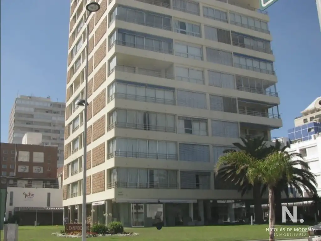 Hermoso Departamento en venta. Punta del este.