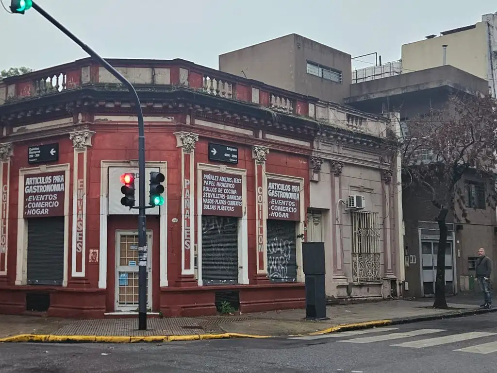 VENTA LOCAL COMERCIAL + CASA EXC. ESQUINA ALMAGRO