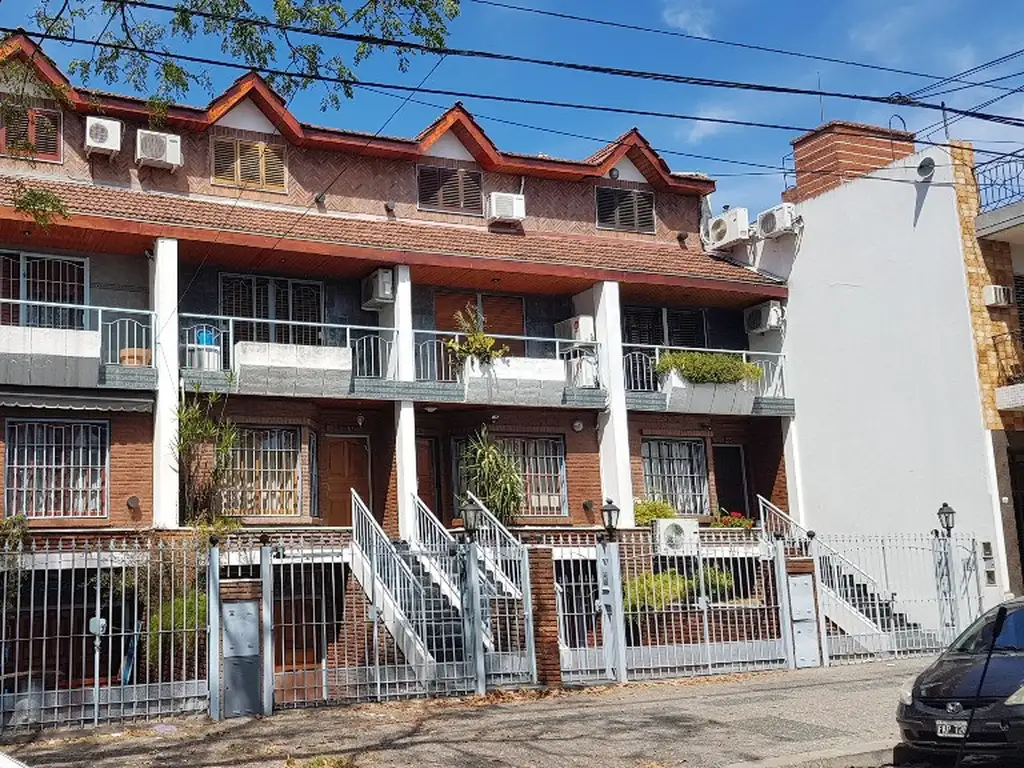 CASAS - DUPLEX - VILLA URQUIZA, CAPITAL FEDERAL