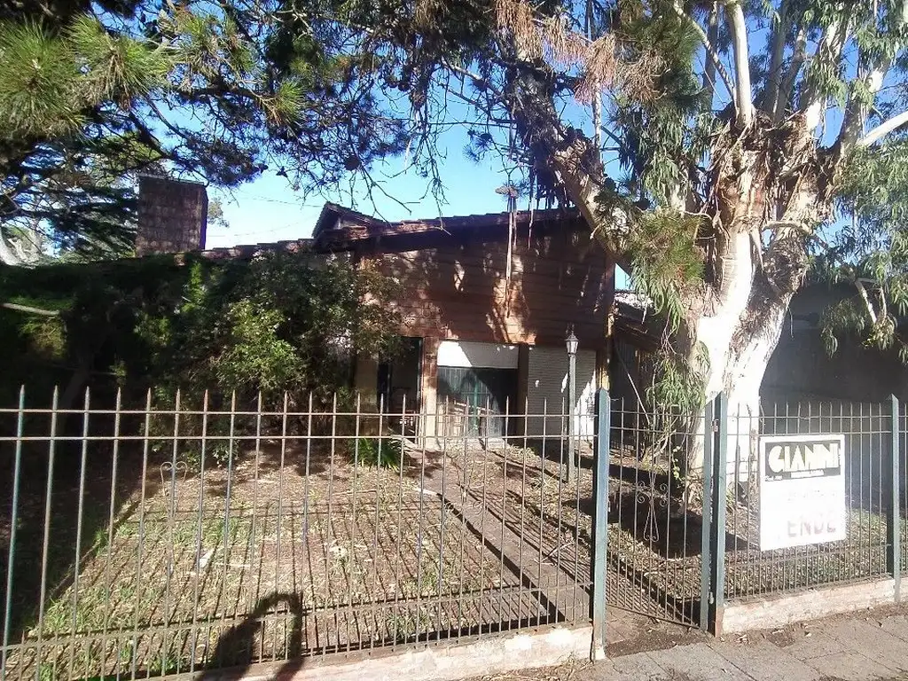 Oportunidad casa de 5 ambientes en zona centro RATASADA!