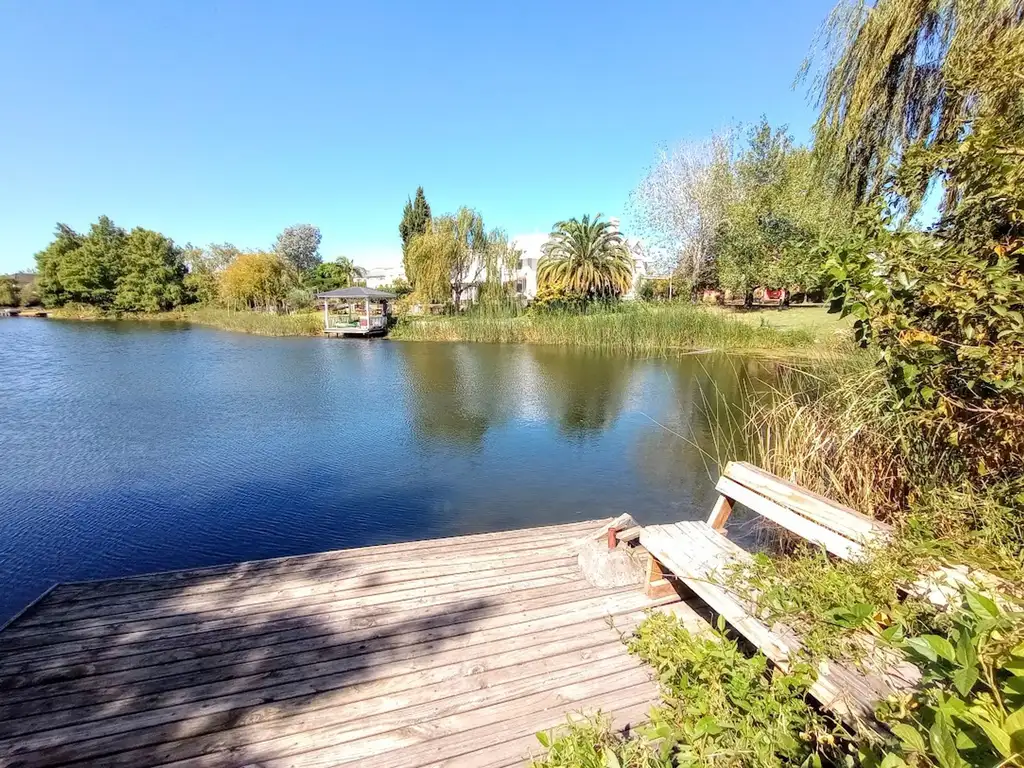 Venta casa 7 ambiente nordelta Tigre laguna pileta