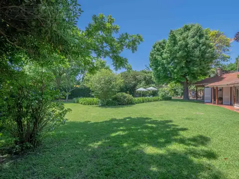 Casa en venta en la rotonda de Calcagno - Santa Rita