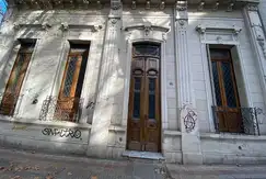 Casa en venta de 5 dormitorios con cochera en La Plata