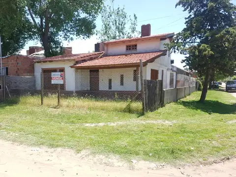 Casa 3 amb. - Lote Propio