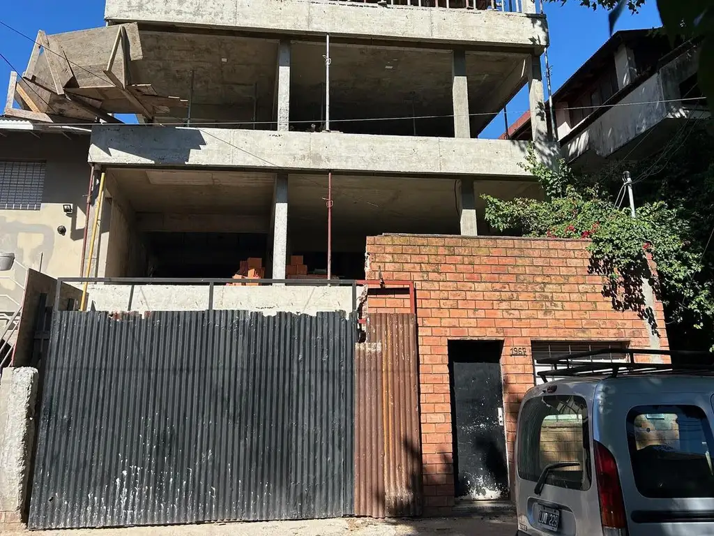 Lencke vende - Edificio Los Fresnos, venta financiada en pesos, 2 ambientes c/dorm en suite