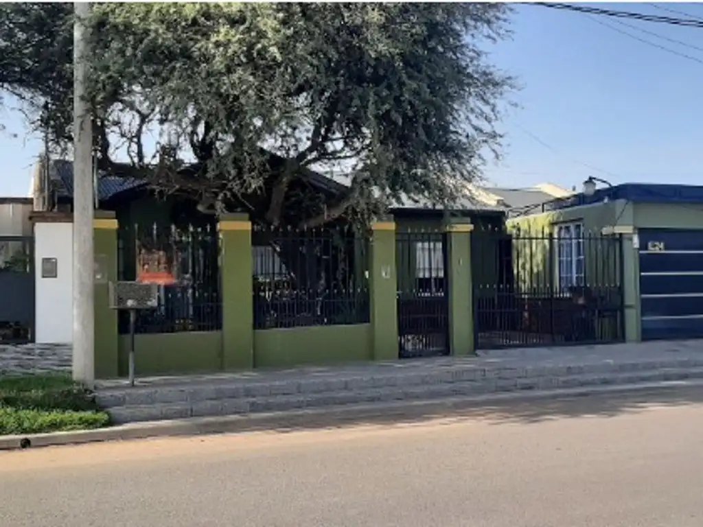 Casa en Liberato Rosas 1232