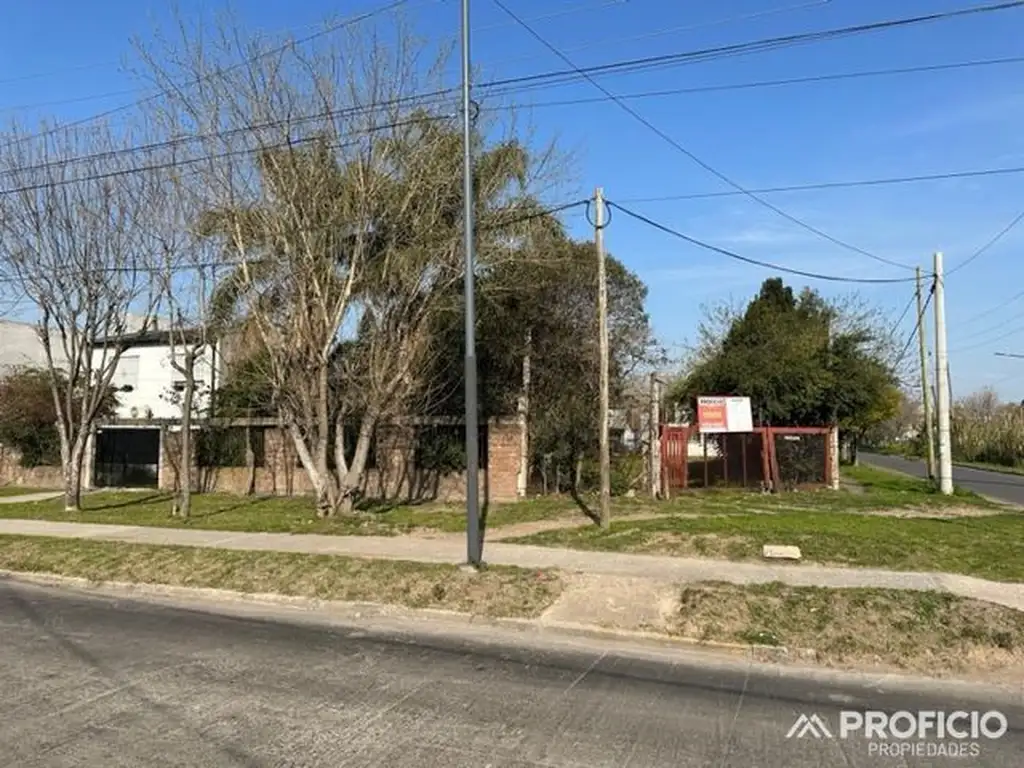 Terreno / Lote en Av. F. Varela 5021 ubicado en Berazategui